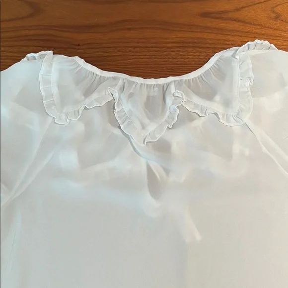 Max Studio White Ruffle Top Size M - Picture 10 of 13